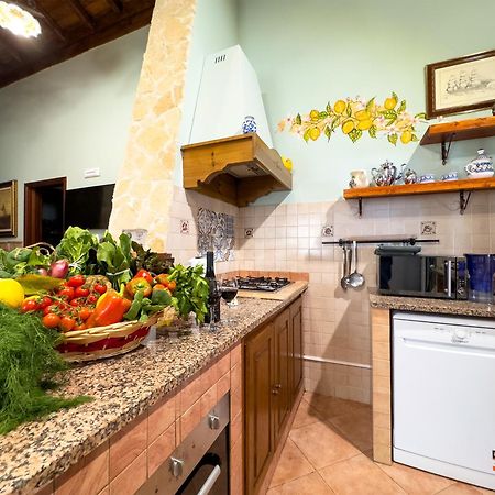 Villa Del Gelso Chalet Nel Parco Delletna Mascali Εξωτερικό φωτογραφία